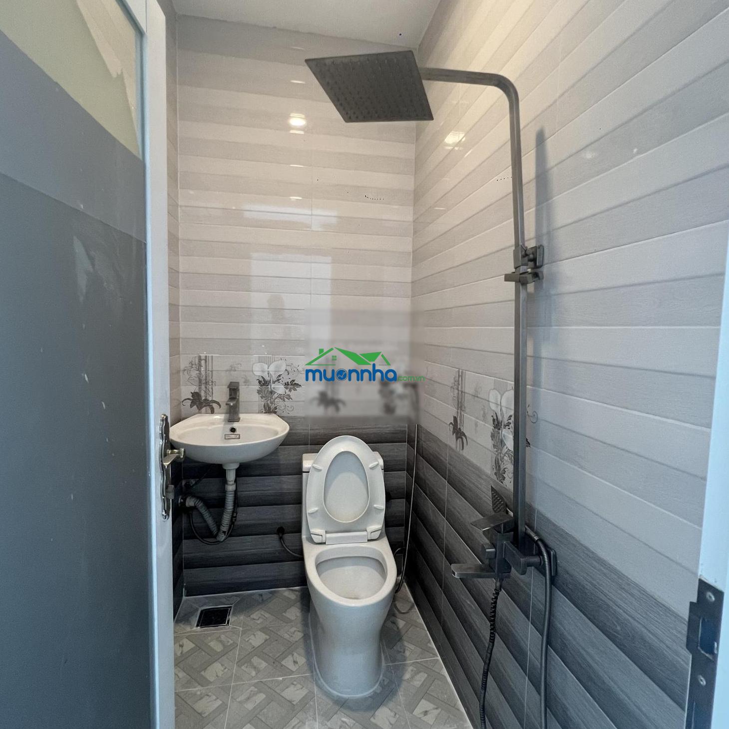 451/3 lê đức thọ, phường 16, dt 67m² đất có 1 lầu gồm 4pn, giá 5,4 tỷ