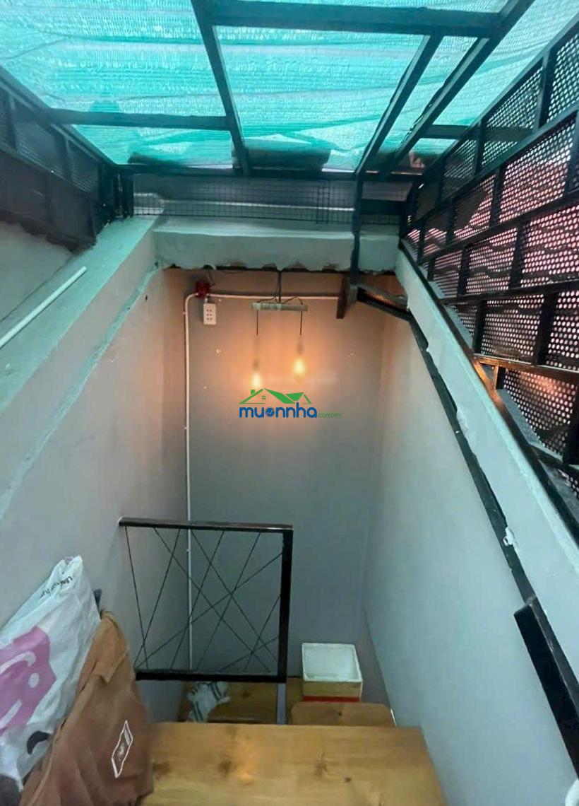 Ngang khủng 10m 140m2 thổ cư cách ngã tư trung chánh 300m chỉ 5,4 tỷ