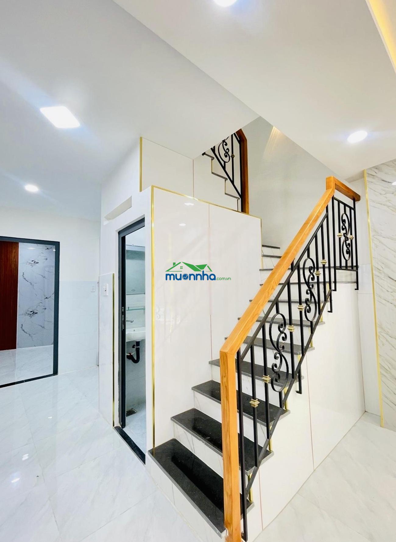 Bán nhà có phòng dưới trệt, 44m2 hơn 4 tỷ, shr không qh, phường 2 quận 8 - 3