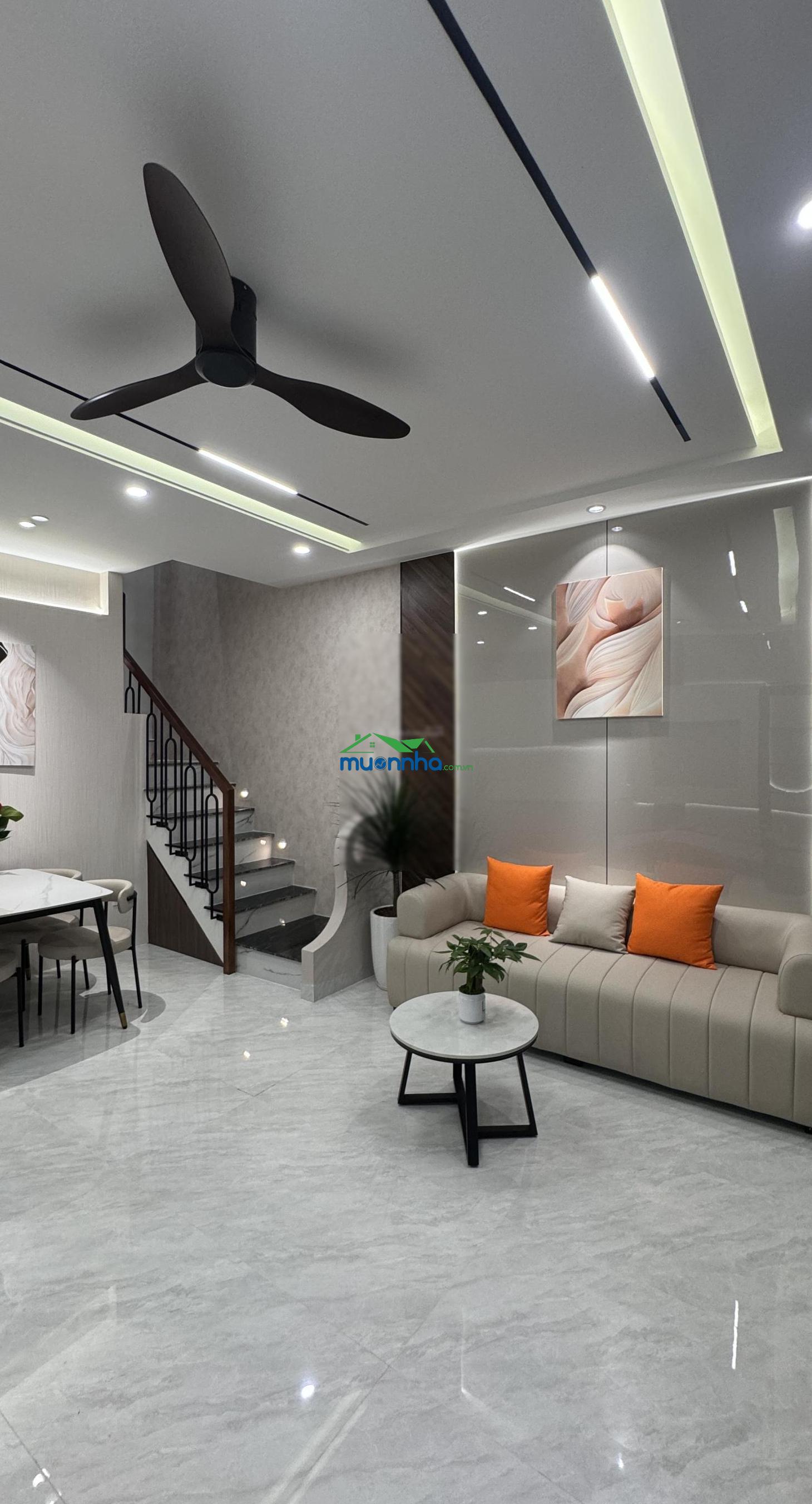 Nhà đẹp vào ở ngay sổ hồng cầm tay thiết kế hiện đại chỉnh chu - 2