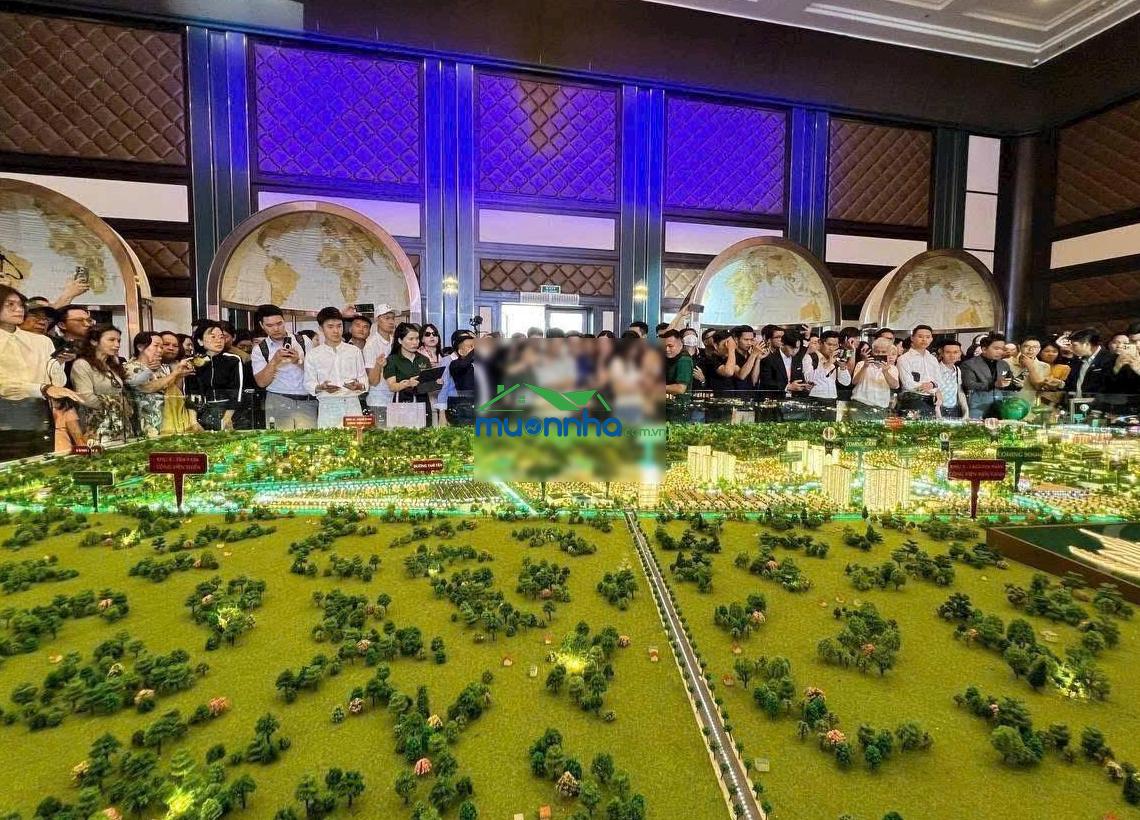Rẻ nhất thị trường nhà phố liền kề vinhomes hóc môn sát trường đại học giá rẻ chỉ 3,786 tỷ tiền đất