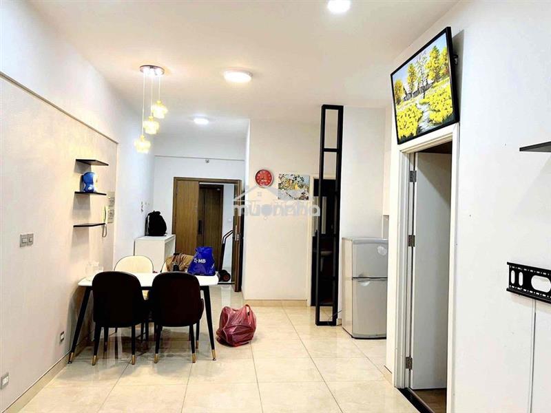Chính chủ cho thuê 2pn2wc luxgarden quận 7 9tr có gần full nt ở ngay l