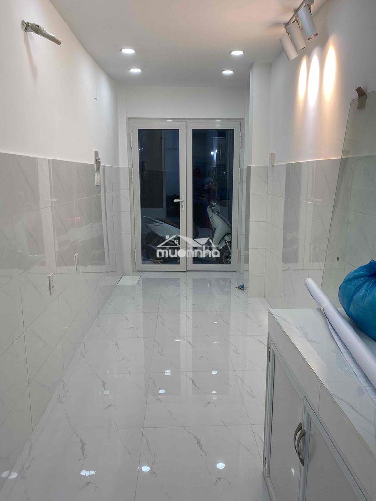Nhà shr hẻm xe hơi cặp hông bệnh viện tân hưng - Ảnh 3