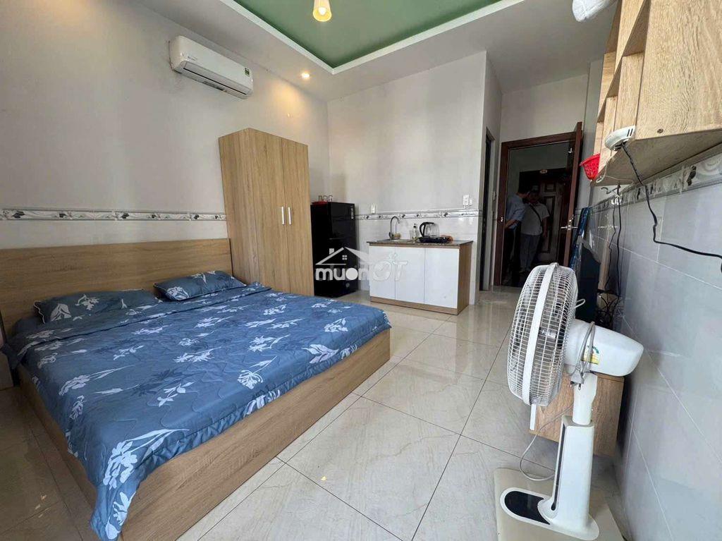 Phòng mới đẹp, giờ giấc tự do - 2