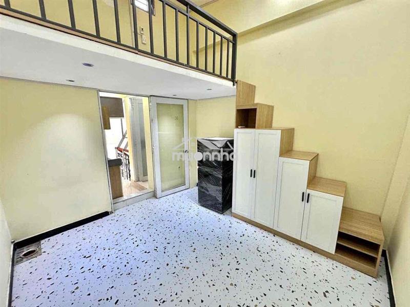 Phòng duplex - tách bếp - đầy đủ nội thất - giờ tự do