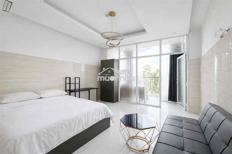 Cho thuê phòng trọ ban công ngay hồng bàng quận 5 thang máy siêu rộng