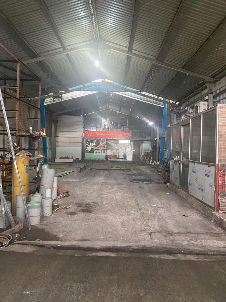 Cho thuê mặt tiền kinh doanh 300m2 phường đông hoà dĩ an
