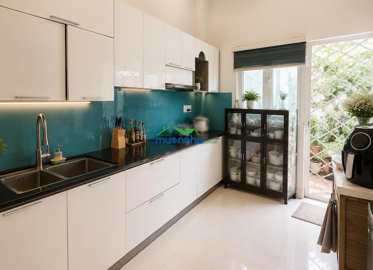 Nhà 3 tầng - ngang 5m - sát lê văn việt - 4pn - 57m² - 5.65 tỷ - ô tô đậu cửa - 4