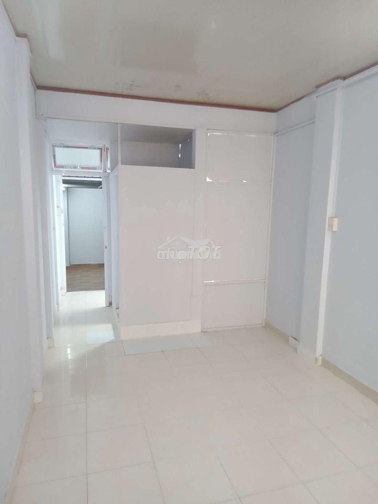 Hẻm 8m nguyễn đình chiểu q3 đoạn 2 chiều, trệt 1 lầu 3pn3wc, vô ở ngay