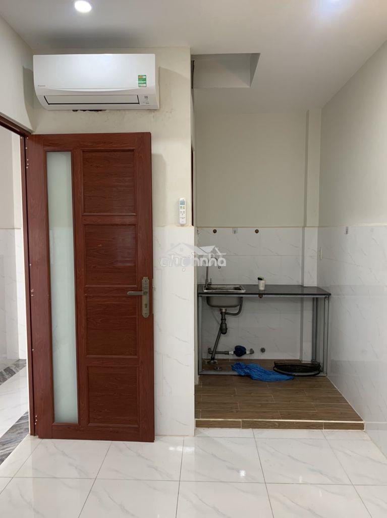 Cho thuê phòng trọ  mới sạch sẽ ngay trung tâm quận 3 - 4