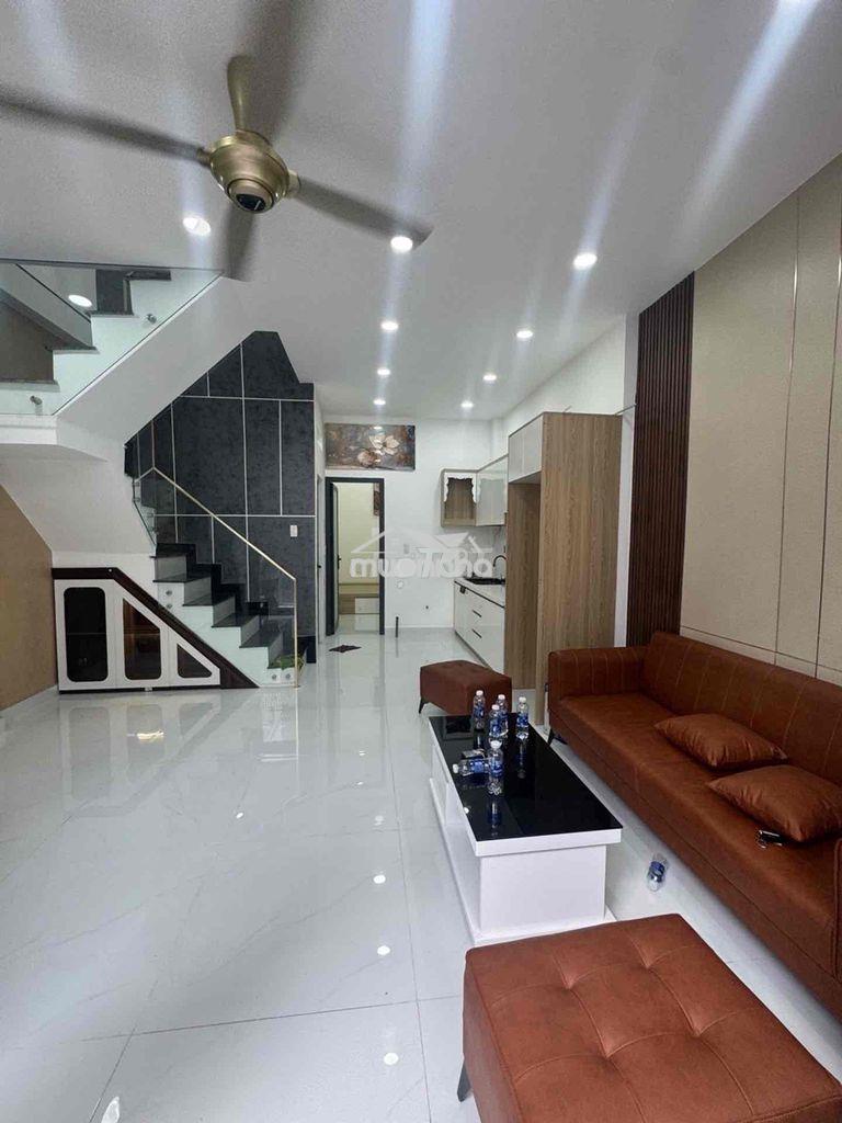 Nhà bà hom_2 tầng_56m2_3 phòng ngủ_nhà mới xây_soor hồng riêng
