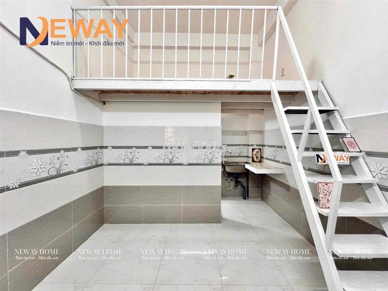 Đi bộ qua aeon tân phú, phòng rộng gác cao bảo vệ 24/7