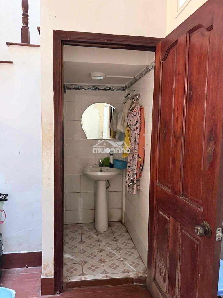 Bán nhà 4 tấm p,3 q8 - 3