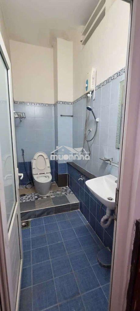 Phòng riêng biệt hẻm ôtô gần 500m qua quận 1 - 4