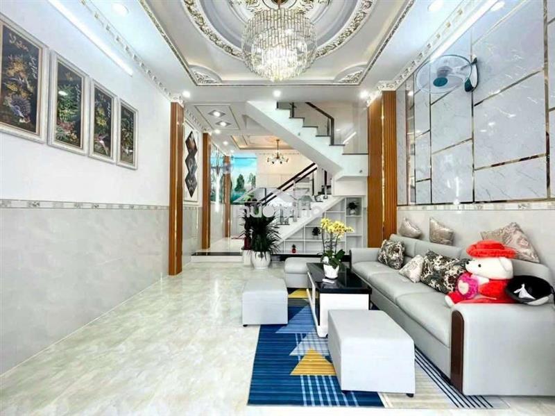 Nhà 4x13m 2 lầu 4pn hẻm xe hơi gầ. phú mỹ hưng quận 7 giảm 5 tỷ 4