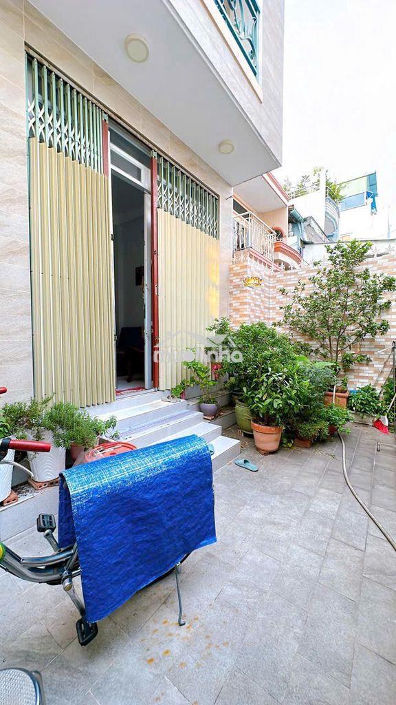 Nhà mới xây dựng mới, diện tích 84m2,  dtsd 250m2, hẻm xe hơi 8m - 3