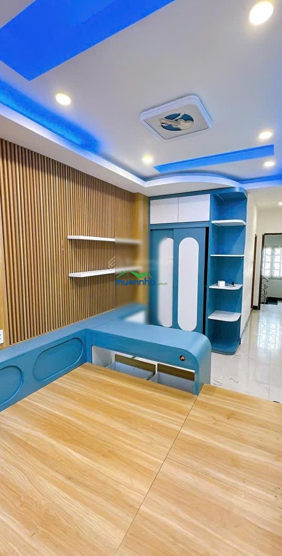 Bán nhà mặt tiền đường số 5 tầng 3 phòng ngủ đường 6m quận 4 - 2