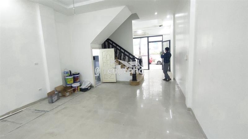 Cho thuê liền kề 5 tầng ở trần hữu dực,hàm nghi, oto đỗ tránh