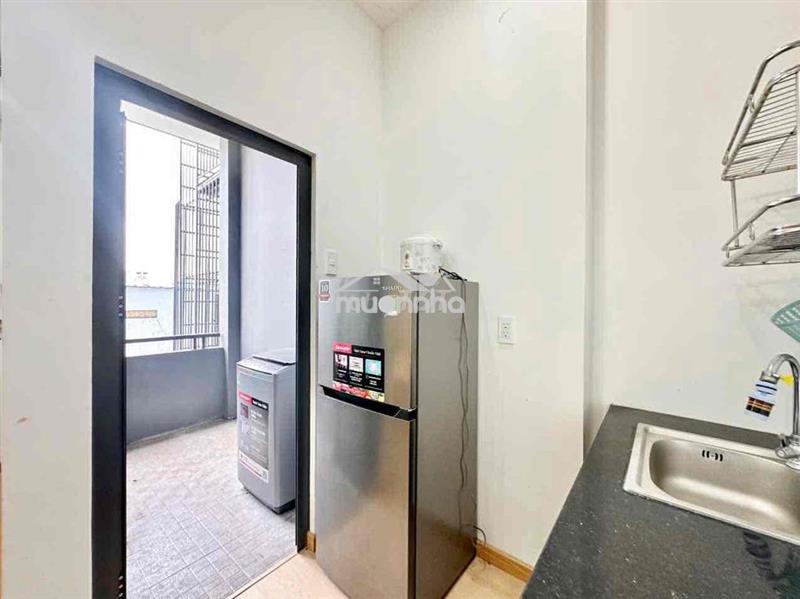Cho thuê phòng bancol cửa sổ máy giặt riêng full nội thất chỉ 4tr8