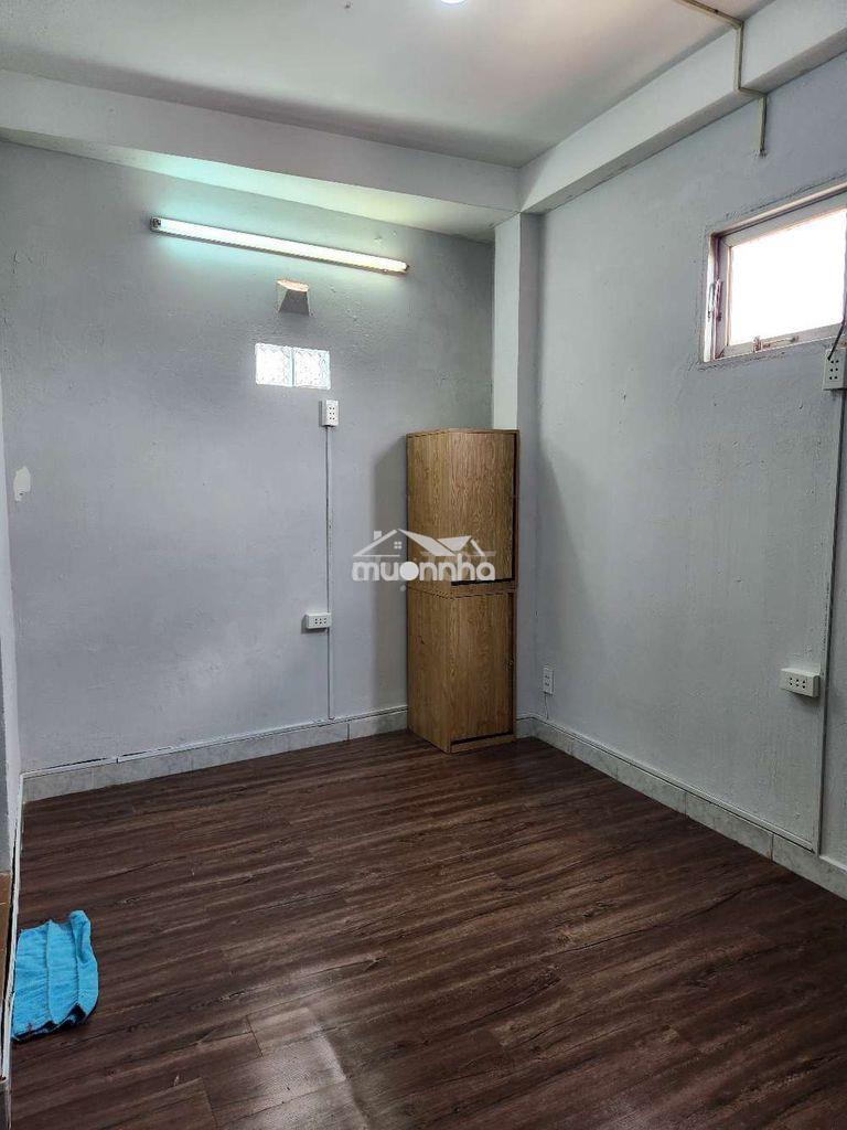 Cho thuê phòng mới có máy lạnh, wc riêng - 15m2 tại q10