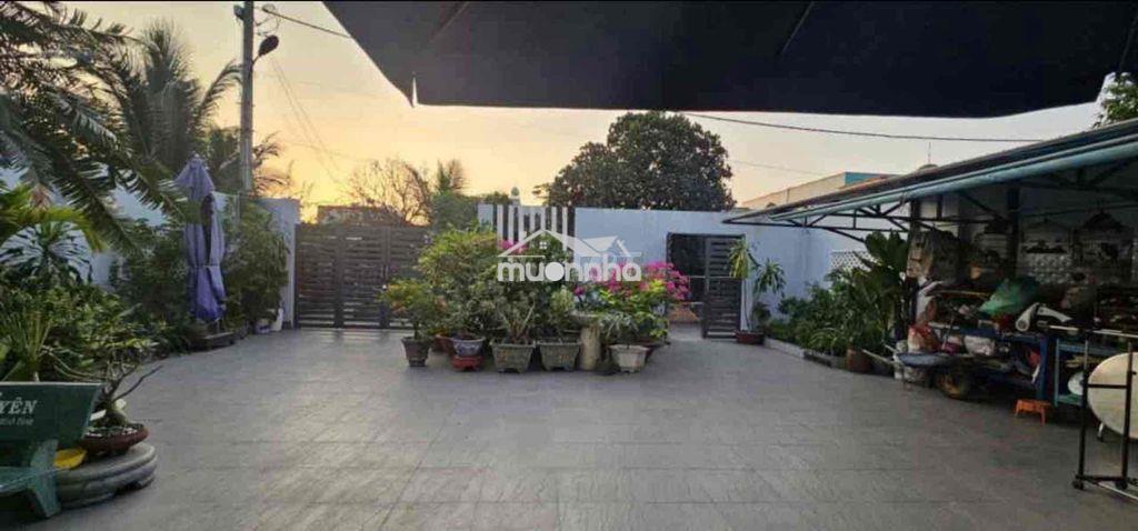 Siêu phẩm biệt thự sân vườn hơn 300m2 - xuân thới thượng chỉ 8.9t - 2