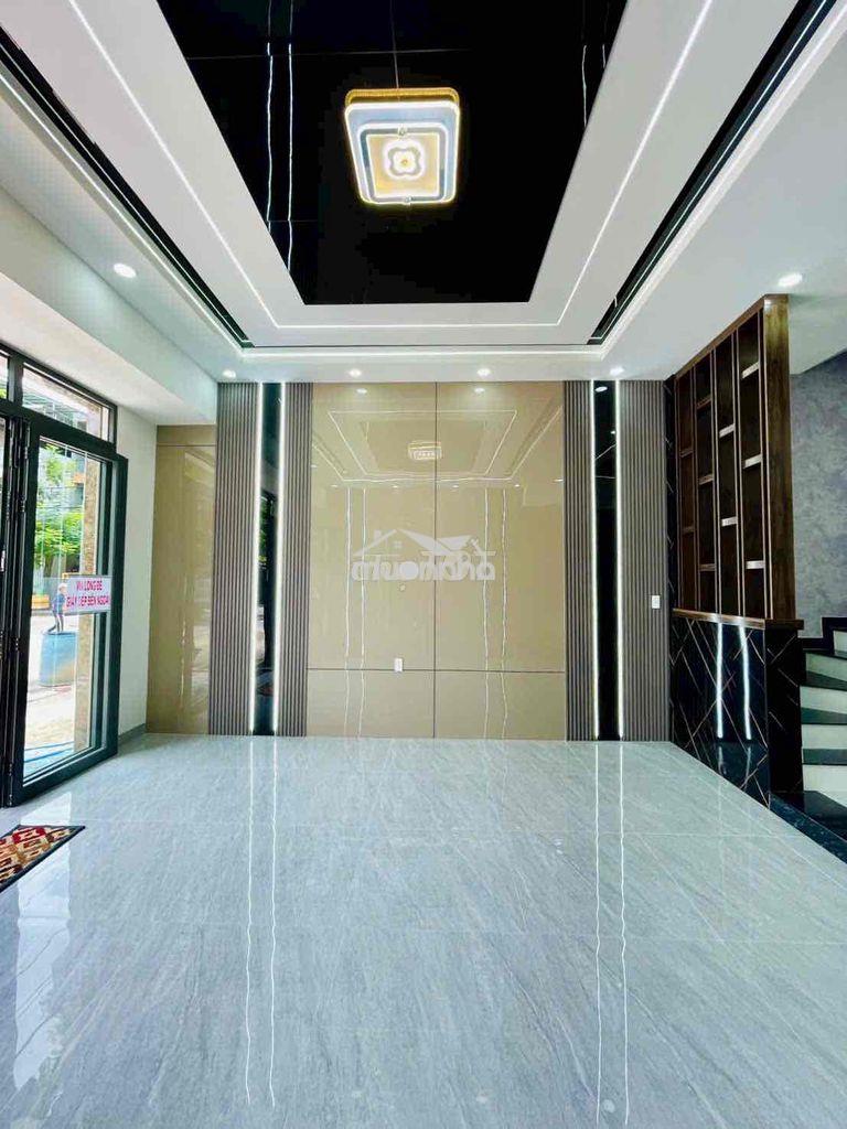 Nhà trục chính kdc lộc phát. kinh doanh được. thuận giao. gần aeon - 3