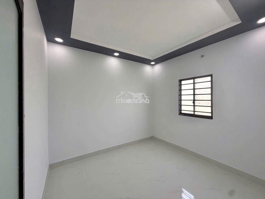 Bán nhà ngay thpt phước hòa, phú giáo, 1 trệt 1 lầu 3pn 3wc  - 3