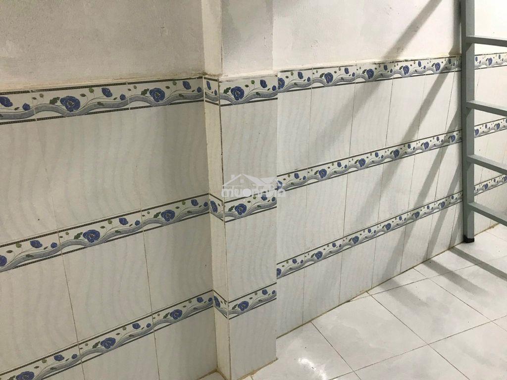 Phòng tro gác suốt riêng biệt - 4