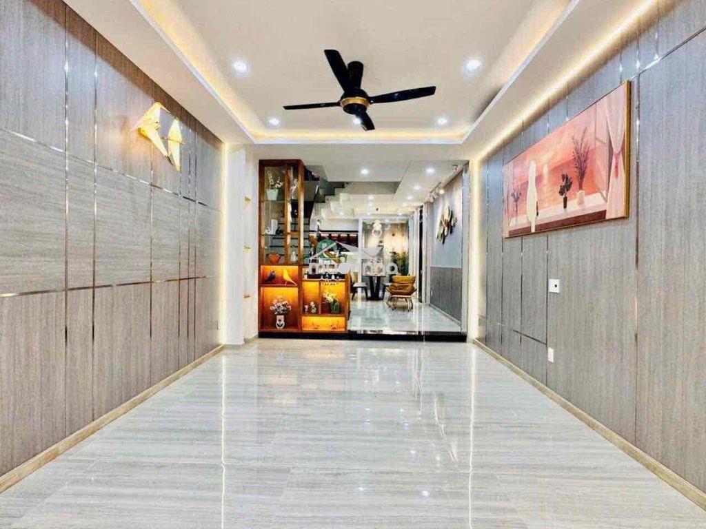 Cho thuê nhà nguyên căn  giá 22tr/ tháng d/c : 61/đường số 59 , p14 , - 3