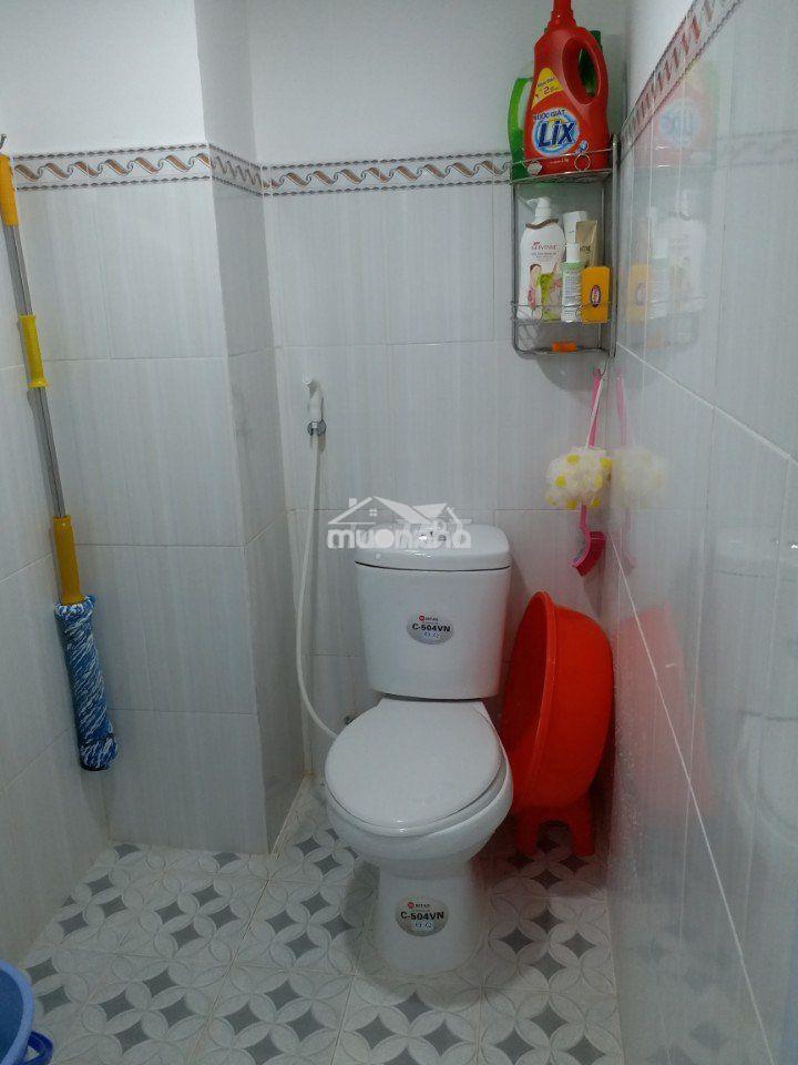 Phòng lửng gần hufi( đại học công thương) tại địa chỉ 23/36/19 nht - 2