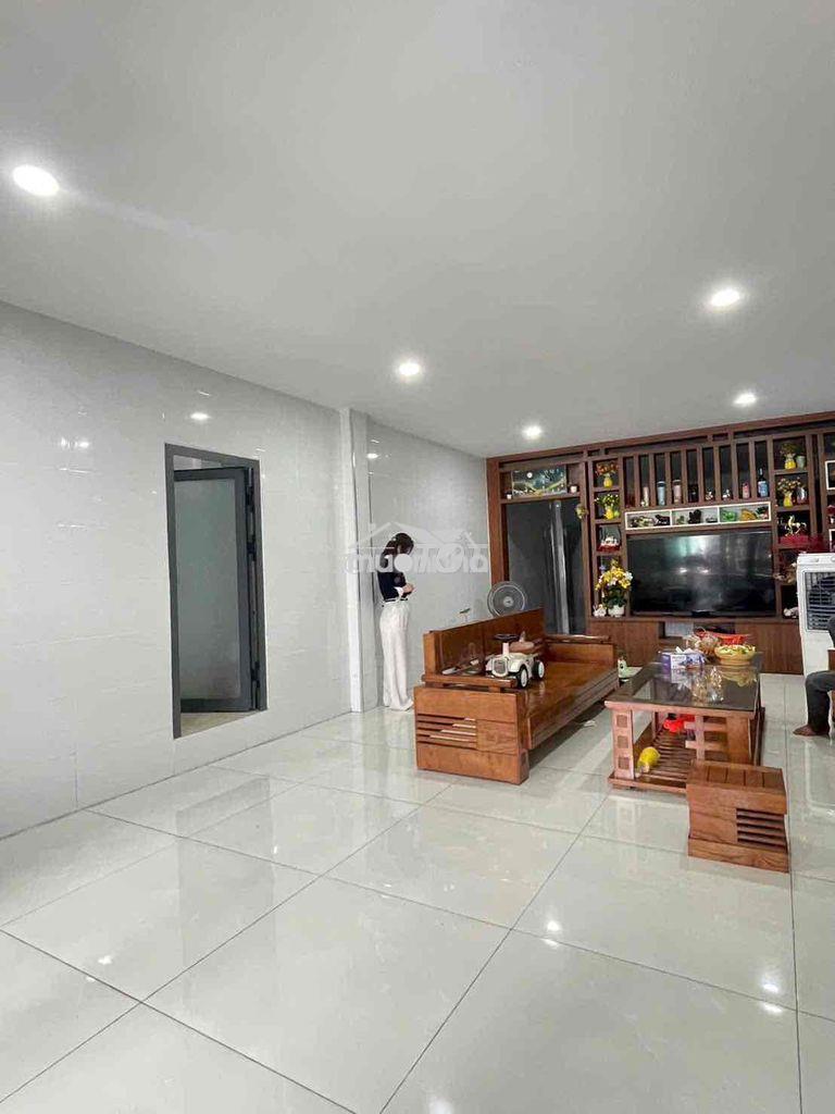 👉 Mặt tiền kinh doanh – gần chợ đầu mối – chỉ nhỉnh 4 tỷ - 3