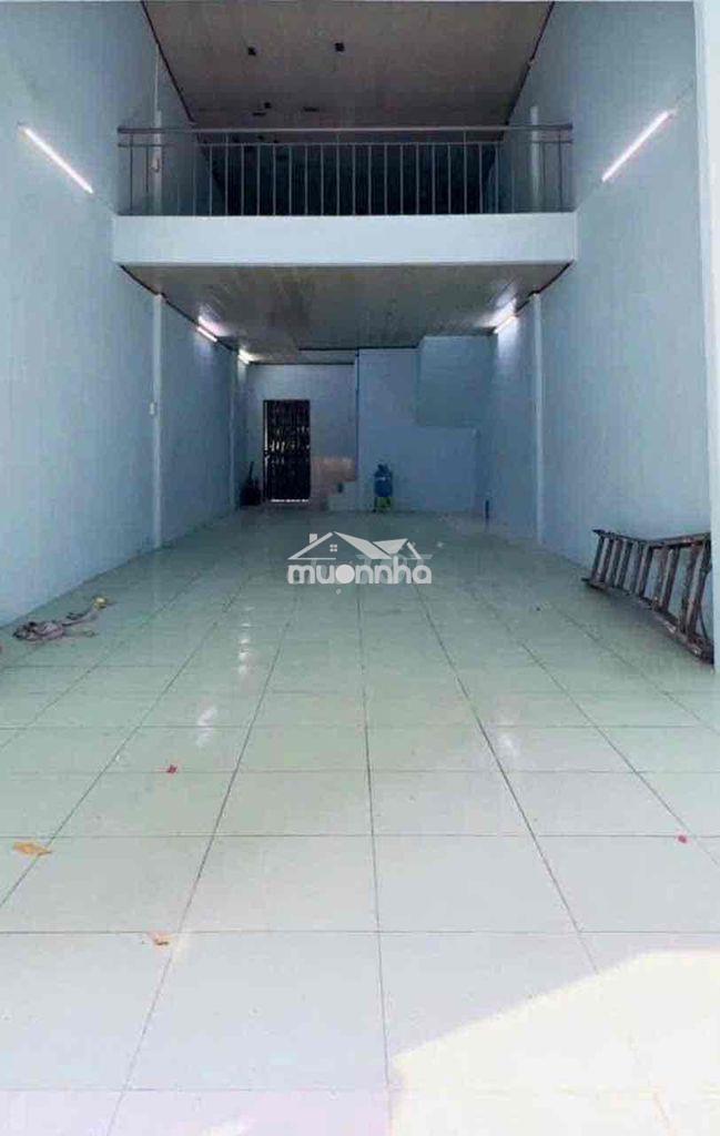 Cho thuê nhà hẻm xe tải khu phú thọ hoà.4,1x16m đúc lửng trống suốt 11