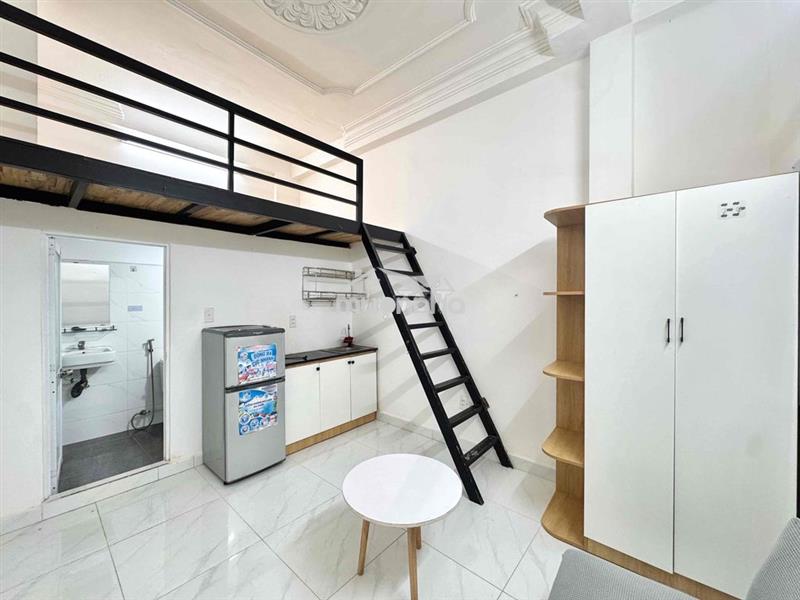 Phòng gác full nội thất giá tốt – gần etown & nhà ga t3