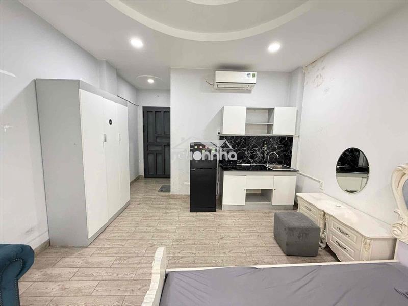 Bán gấp chdv thu nhập 70tr/tháng trung tâm quận 1