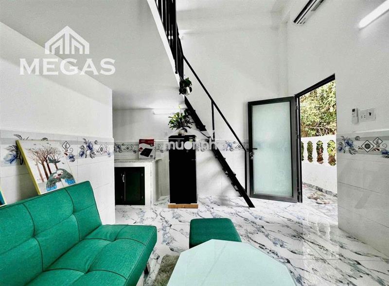 🏠Phòng duplex có sẵn máy lạnh - gác cao - bảo vệ - giờ giấc tự do🏠