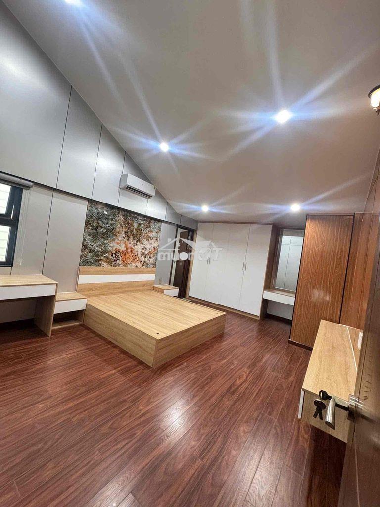Cho thuê nhà 339/ lê văn sỹ, phường 13 q3 cũ - 4