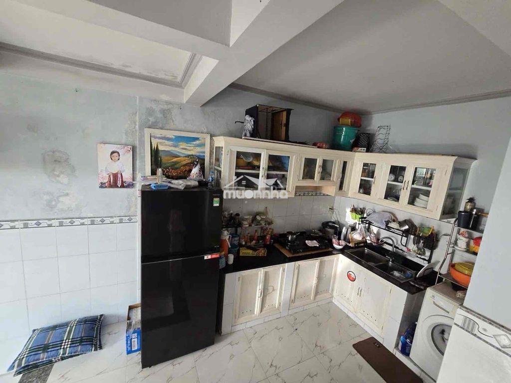 Nơ trang long, p11, bình thạnh – 2pn 2wc – sổ hoàn công - 26m  • kết c - 3