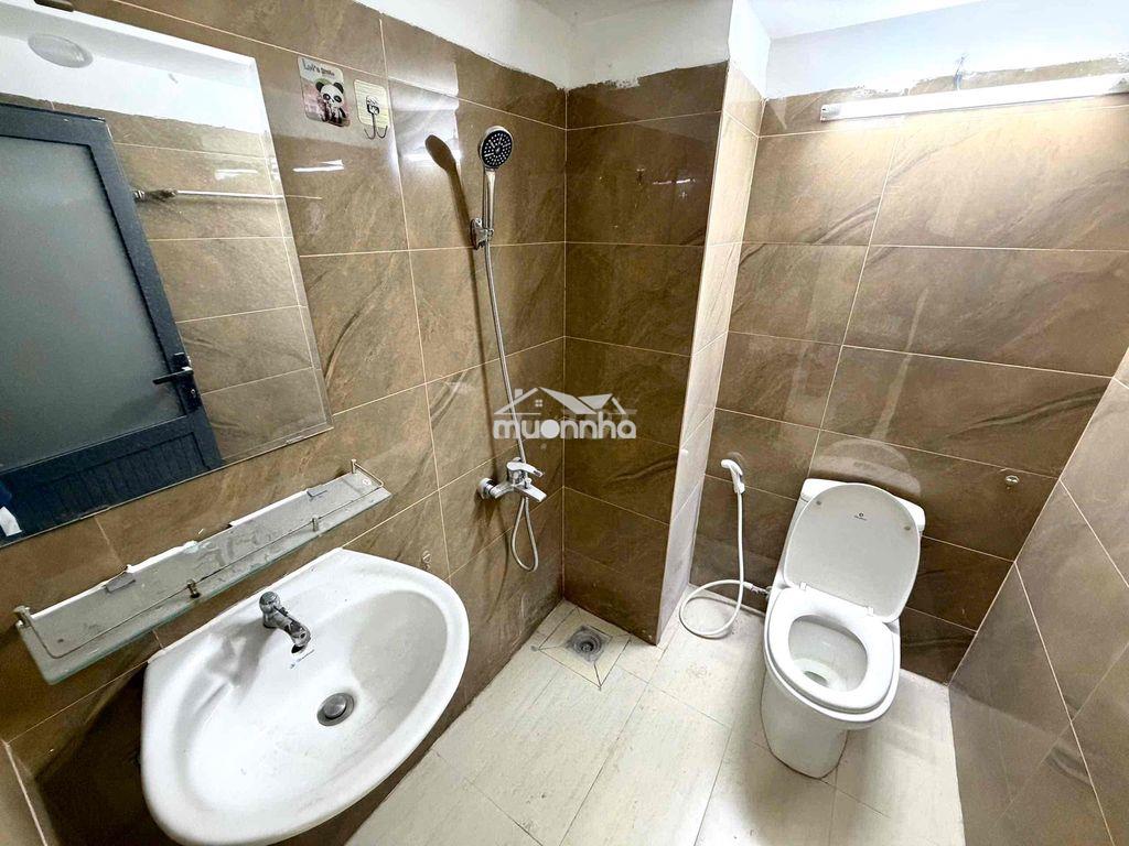 Phòng chính chủ sẵn nội thất giá tốt bao rộng gần vinhome q9, khu cnc - 4