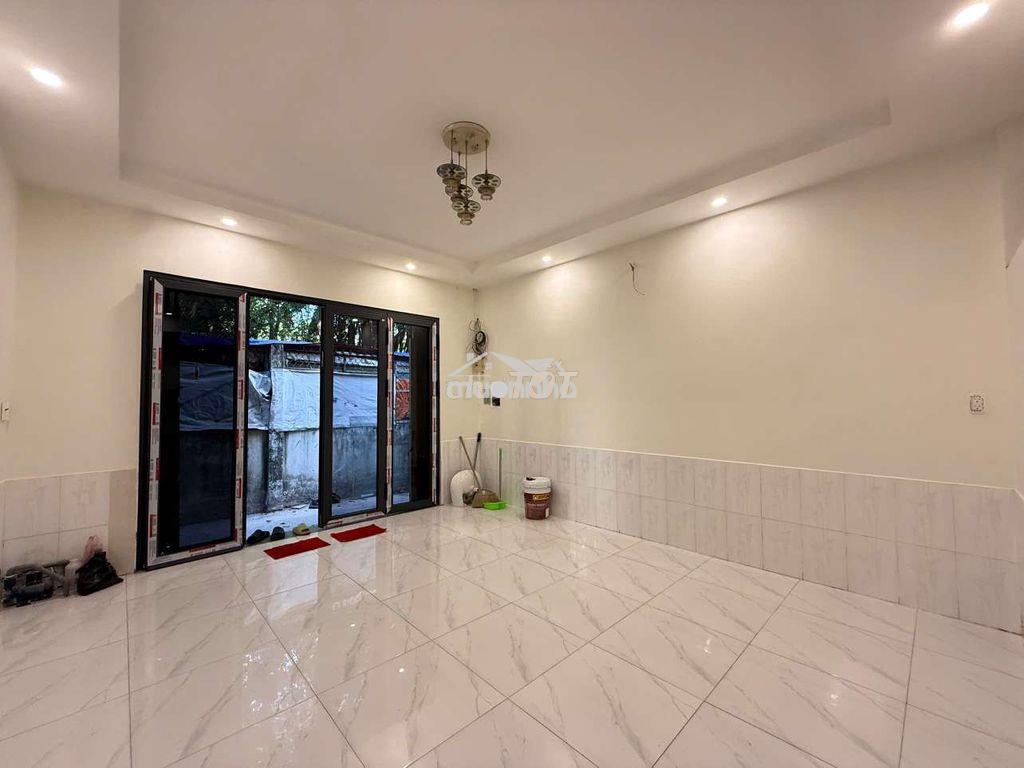 🏡 Cho thuê nnc hẻm 141 đường tám danh p4q8
 - 3