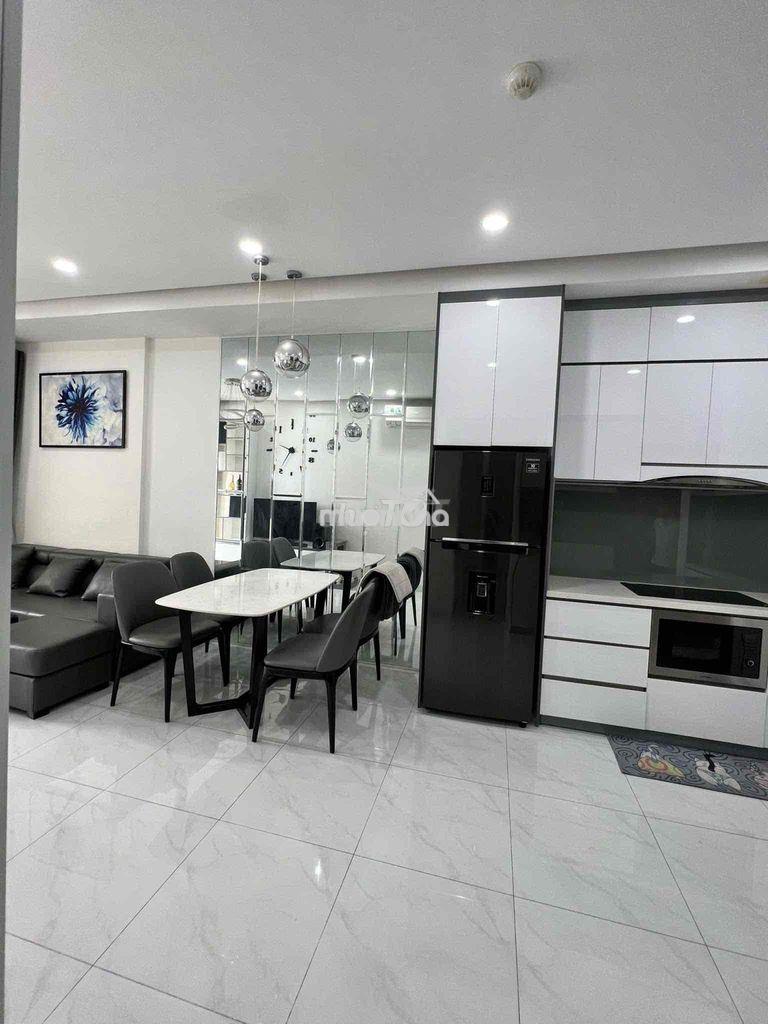 Bán ch richstar 2pn2wc tầng trung view thoáng.