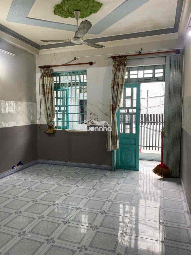 Phòng lầu 1 thoáng mát, rộng rãi, yên tĩnh - 3