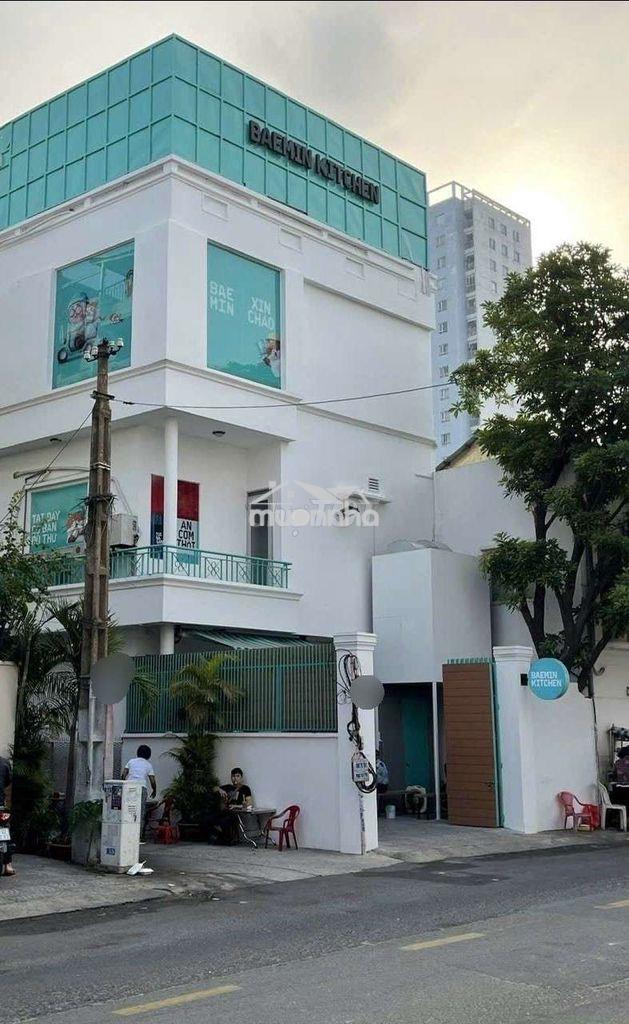 Nhà góc 2 mặt tiền – vị trí đắc địa quận 1