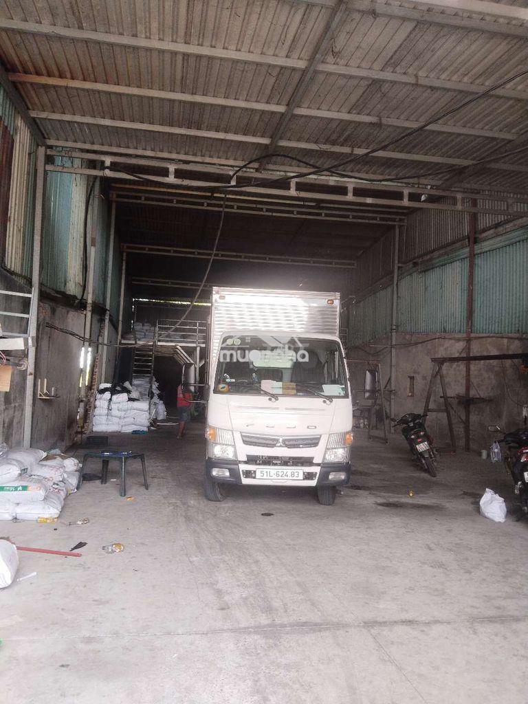 Cho thuê kho xưởng 1 xẹc kênh trung ương, đường mặt tiền 6m tại xã vĩn - 4