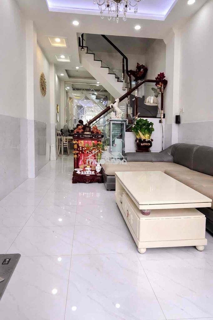 Bán nhà cạnh 3 tháng 2 - bv đại học y dược nở hậu gần 8m thiết kế đẹp