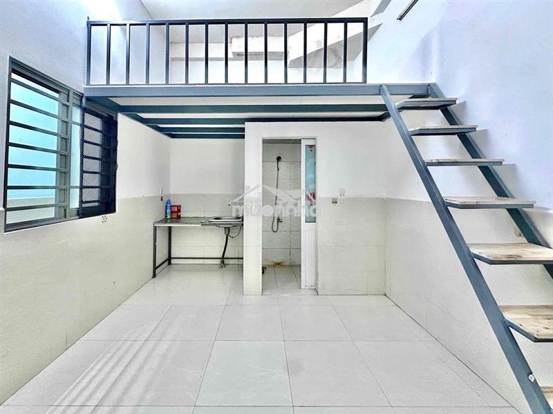 Cho thuê phòng có gác trệt giá rẻ tân phú gần ngã tư 4 xã đầm sen