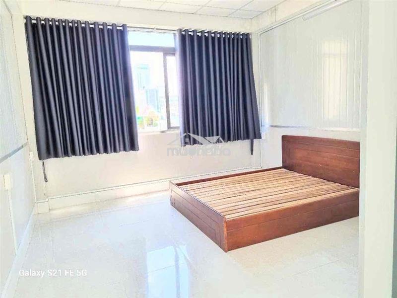 Chuyển nhượng lại phòng máy lạnh mới xây hẻm xe hơi