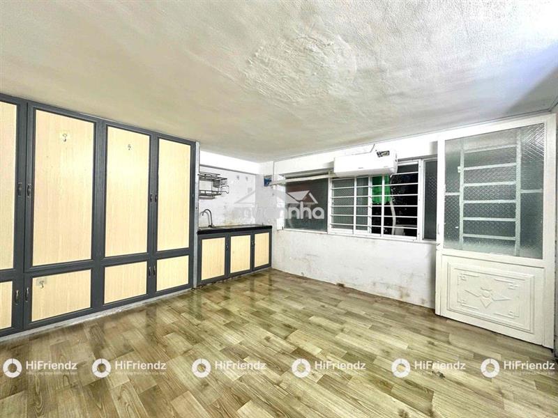 Phòng trọ giá rẻ - sẵn máy lạnh - rộng - đi bộ qua đại học văn hiến