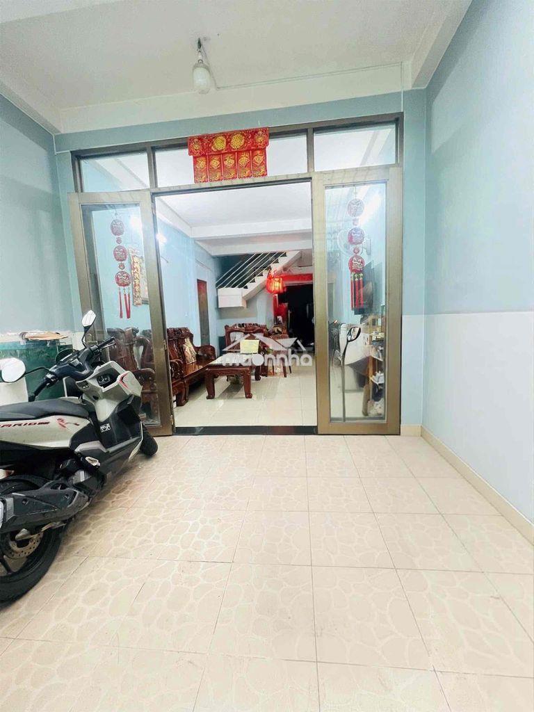 [4m x 16m] - 9.8 tỷ - gần ngã tư lạc long quân - âu cơ