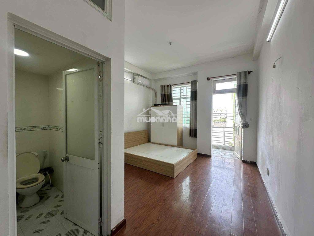 Phòng ban công - full nt ngay ngã 4 bốn xã - hương lộ 2 - 2