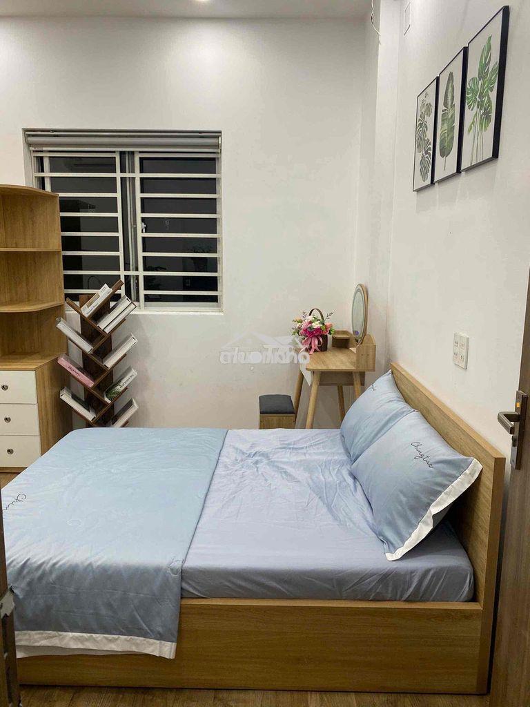 Thang máy - cửa sổ lớn full nội thất chỉ 5,2tr - 2